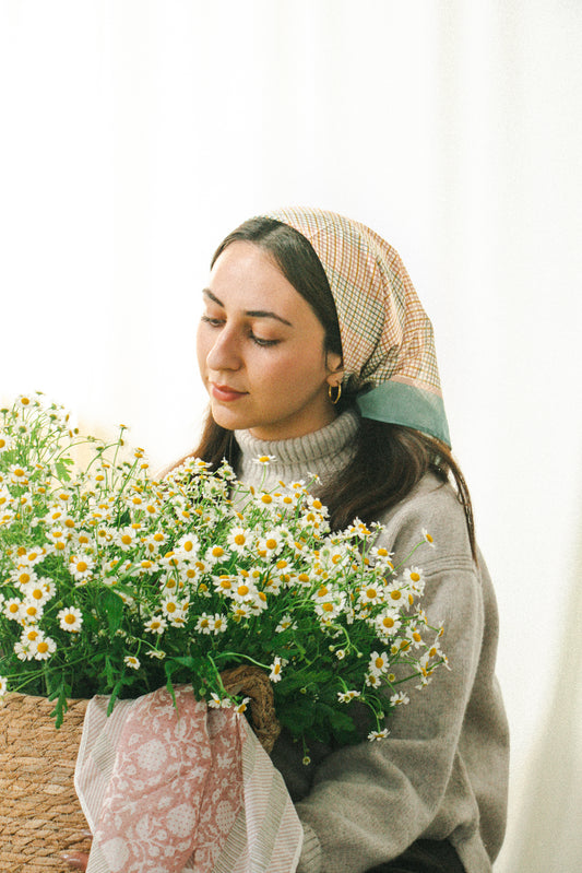 MEADOW GRID - BANDANA