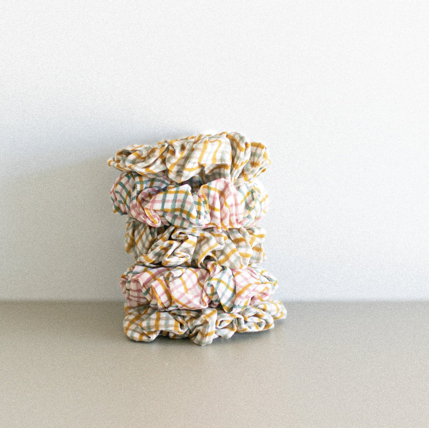 BLUSH RETRO CHECK - SCRUNCHIES