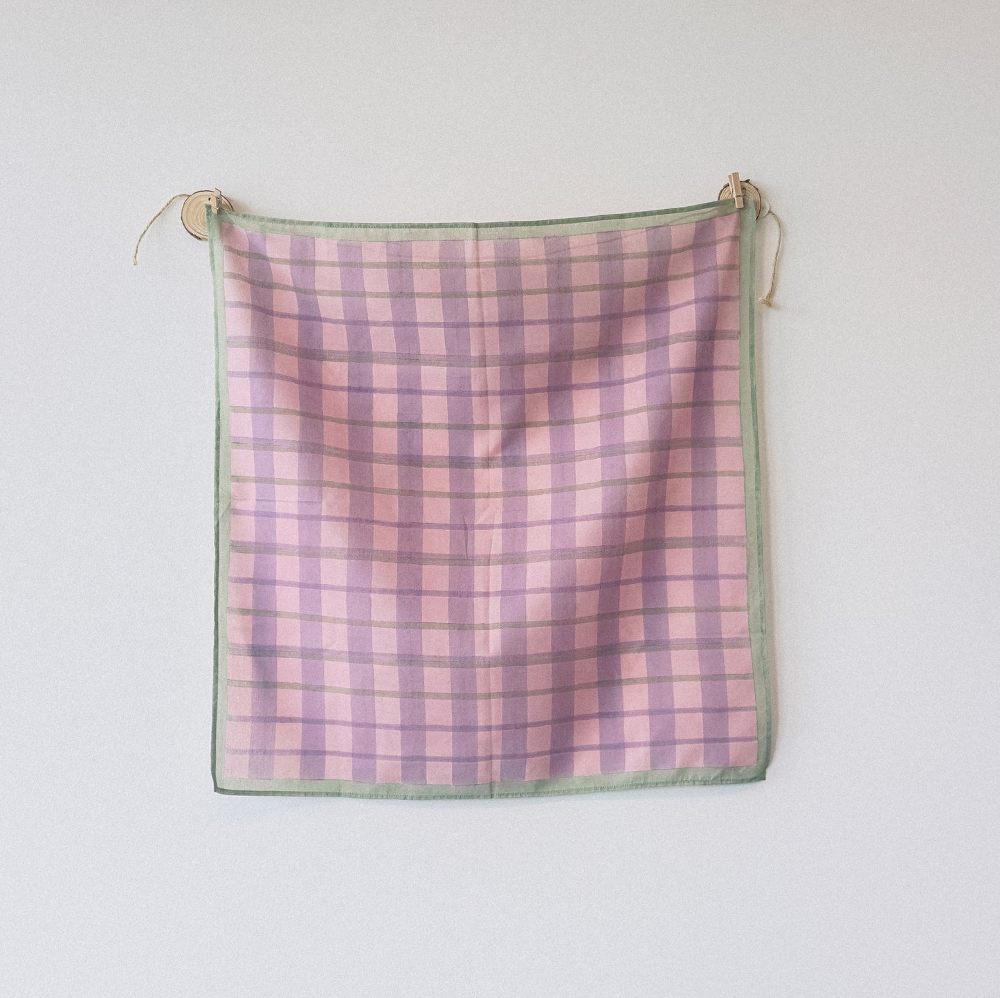 SOFT ROSE GRID - BANDANA